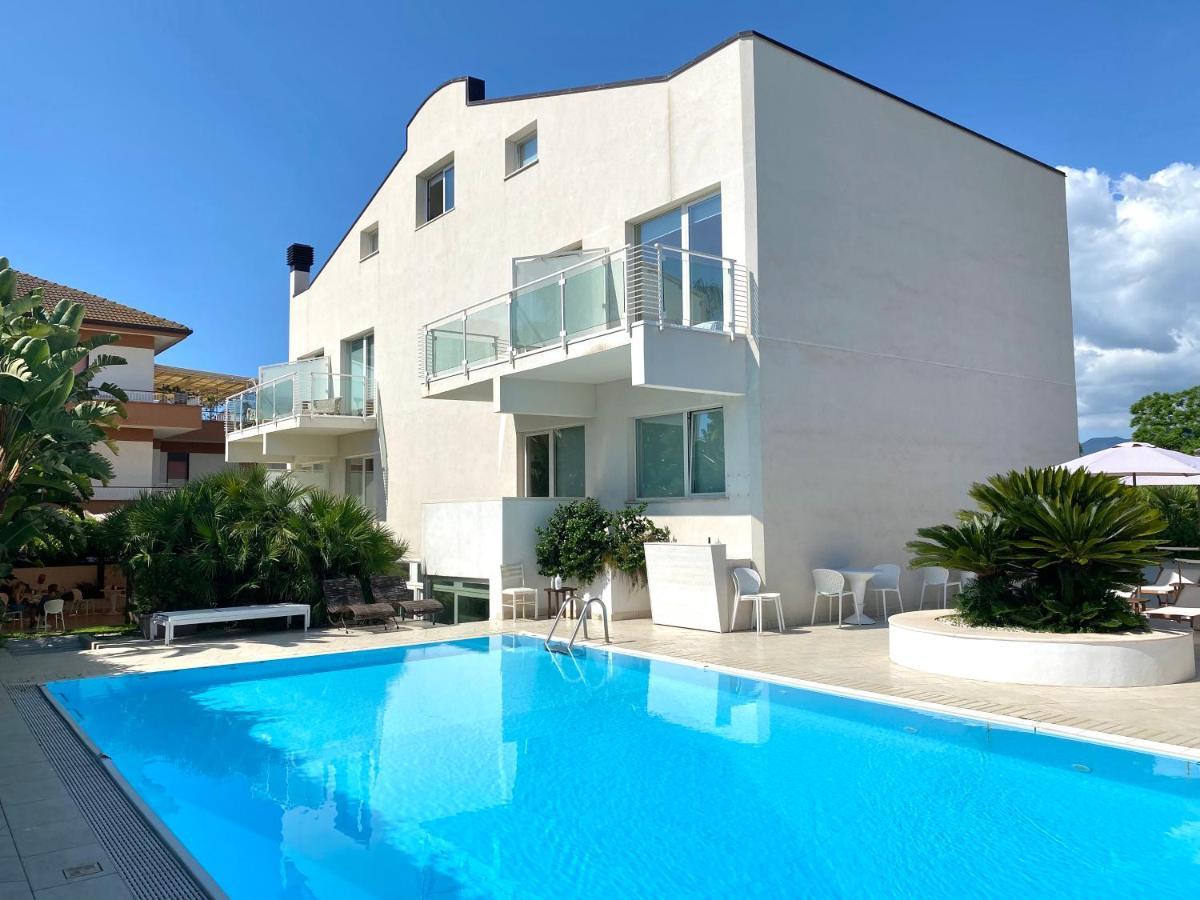 Path House - Etna & Sea View Aparthotel Riposto Bagian luar foto
