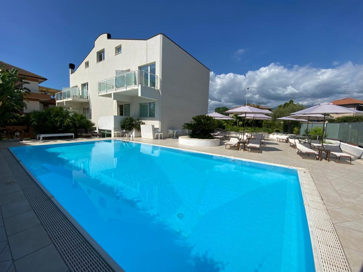 Path House - Etna & Sea View Aparthotel Riposto Bagian luar foto