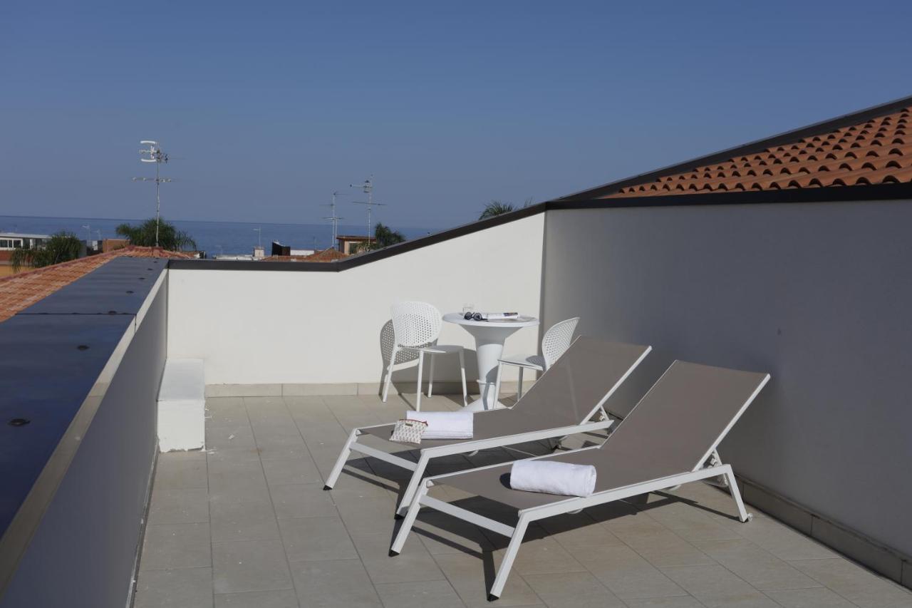 Path House - Etna & Sea View Aparthotel Riposto Bagian luar foto